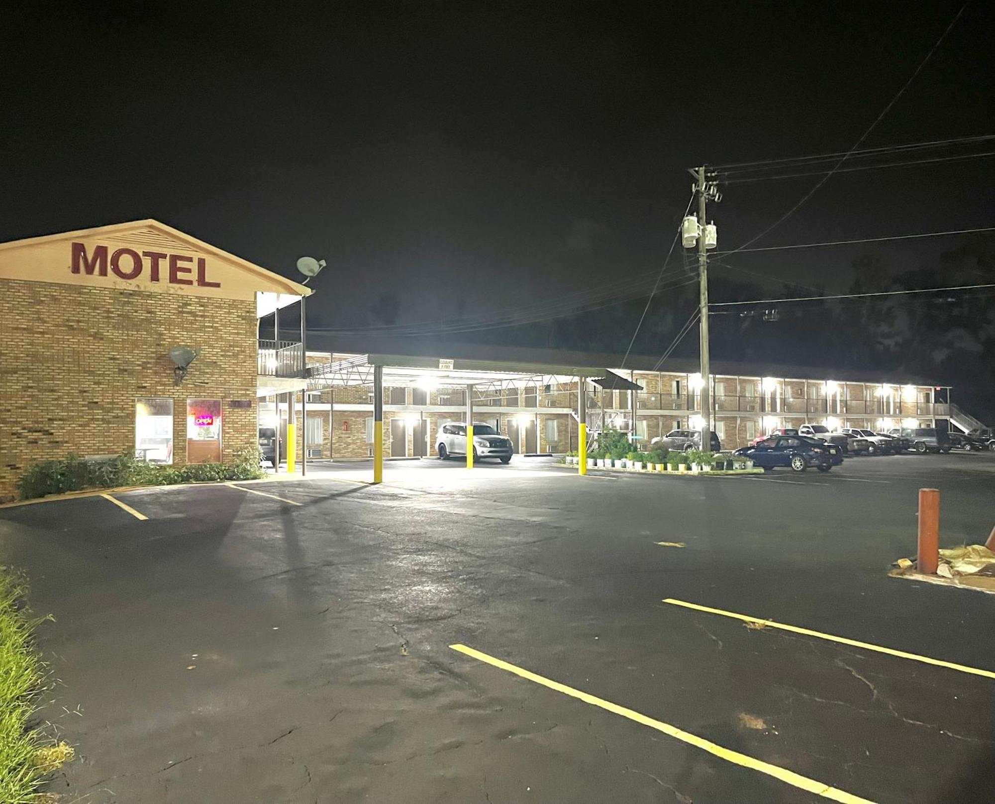 Red Carpet Inn Oxford Εξωτερικό φωτογραφία